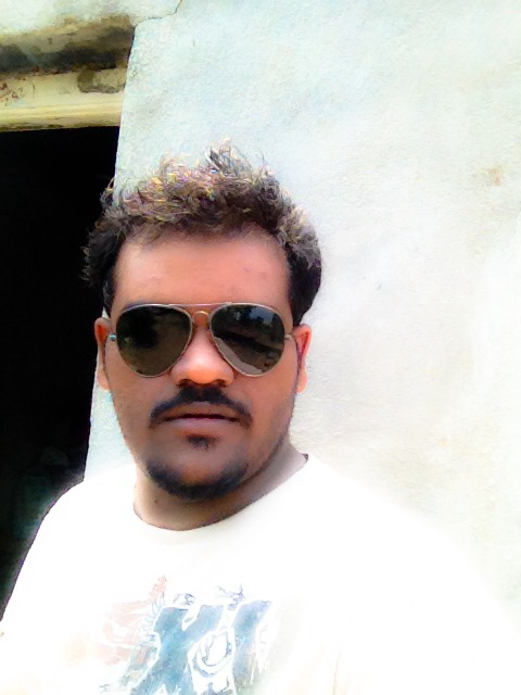 This is Cool This is mee ..Wanna Friendship with me